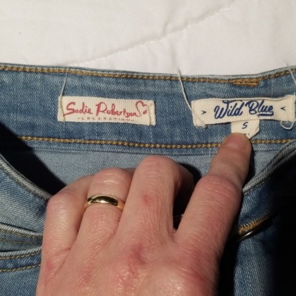 Denim Mini - Picture 4 of 4